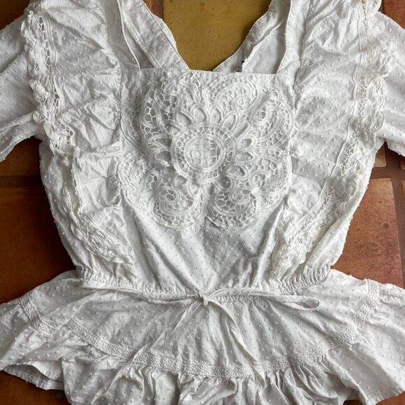 Miou Muse white, embroidered, square-neck detailed blouse size M - Picture 3 of 7
